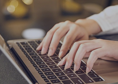 校对软件的特点是什么？